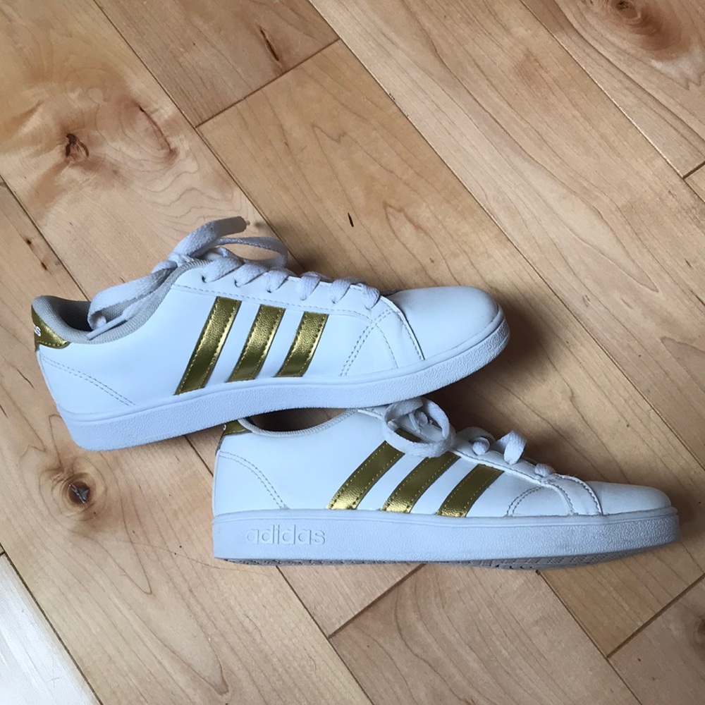 Kids Adidas Superstar sneakers